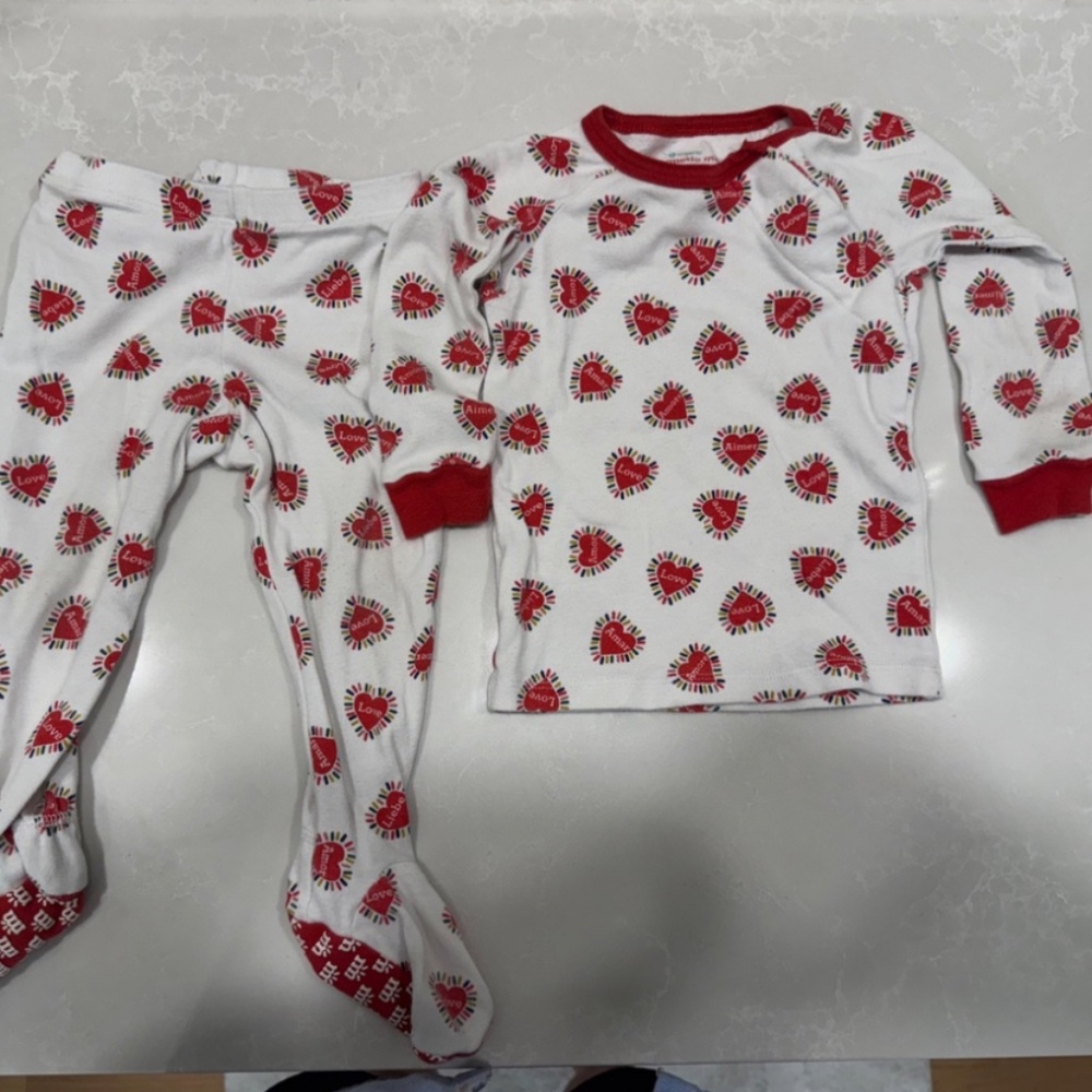 Magnetic Me Long Sleeve Pajamas Set with Feet and Easy Magnet Closure Sz 12-18m